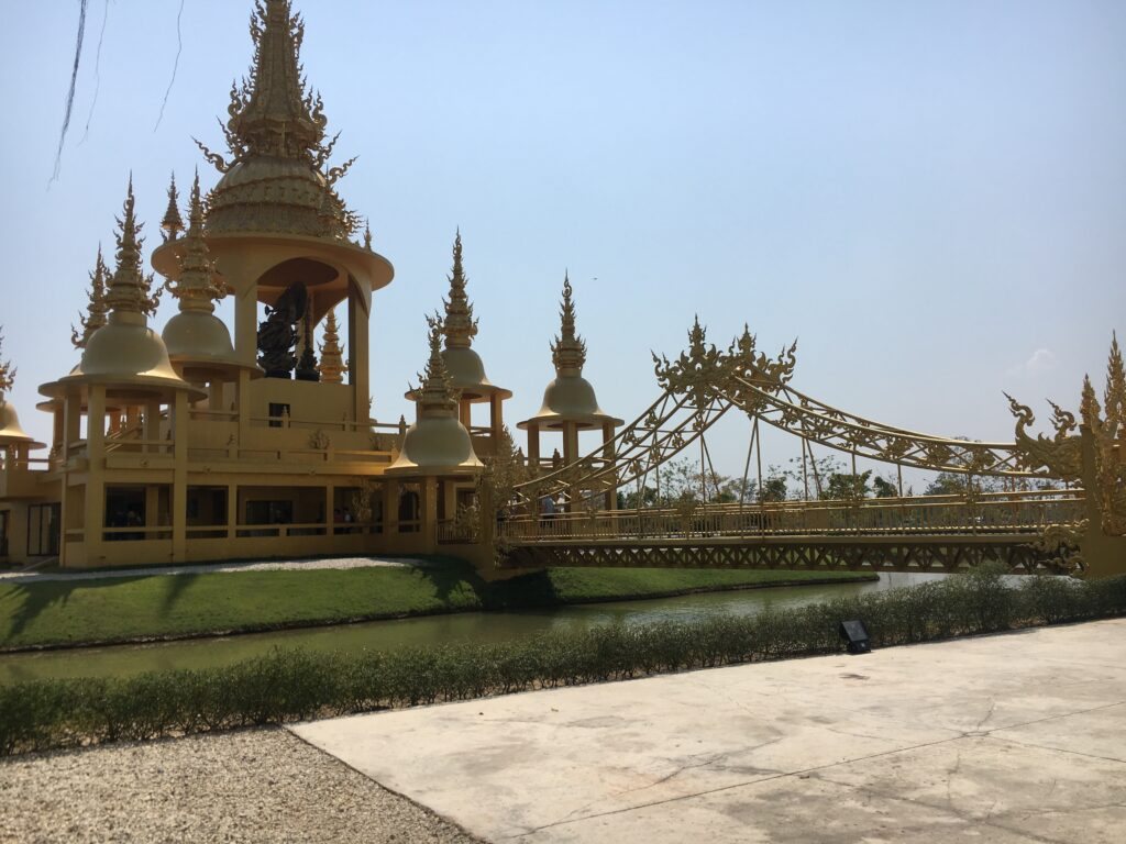 All About the White Temple, Chiang Rai — photo 3