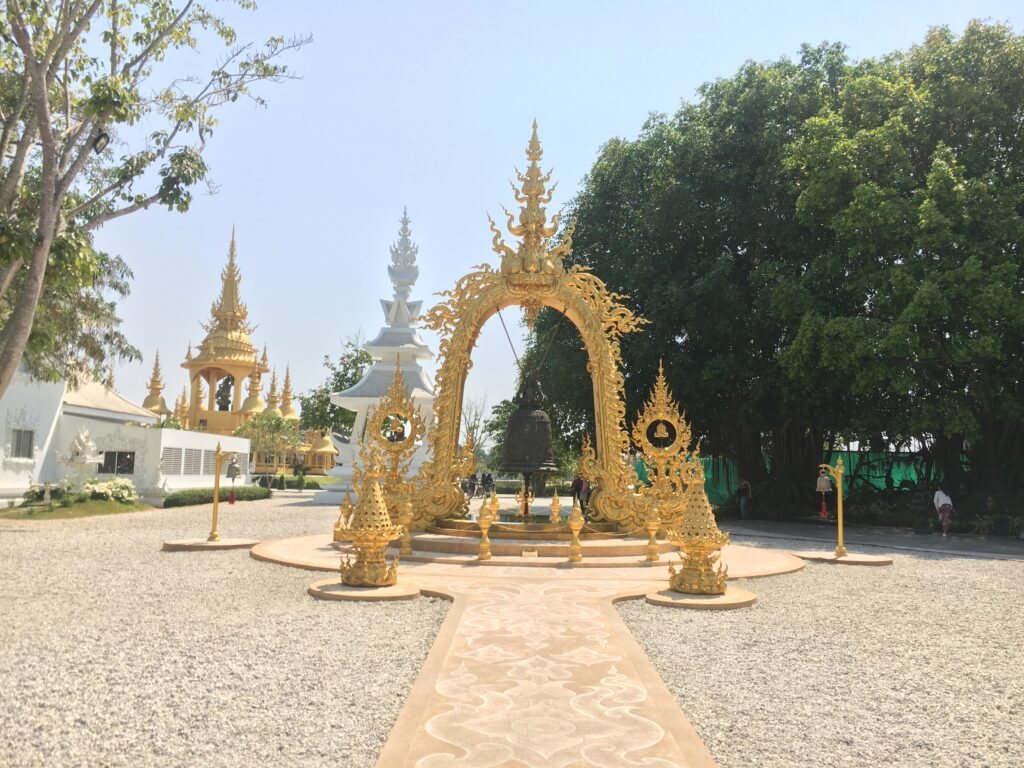 All About the White Temple, Chiang Rai — photo 5
