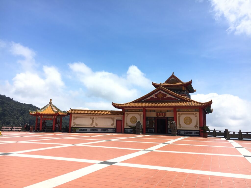 Famous Chin Swee Caves in Genting Highlands — photo 1