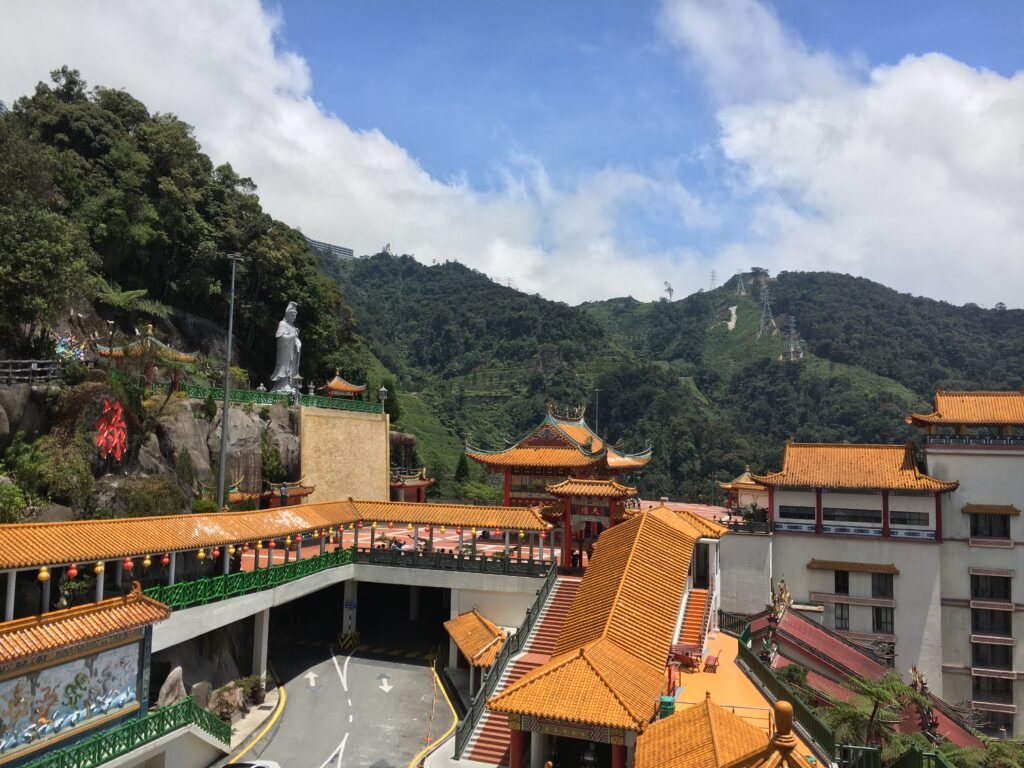 Famous Chin Swee Caves in Genting Highlands — photo 2