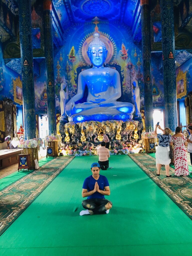 The Blue Temple in Chiang Rai, Thailand — photo 2